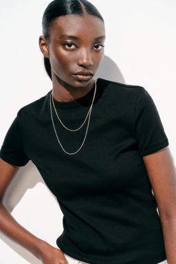 T-SHIRT WITH BACK SEAM - Zara фото 26