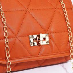 Сумка-мессенджер на застёжке, цвет рыжий