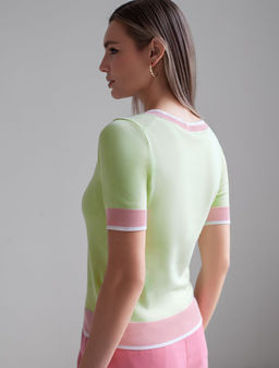 Джемпер с V-вырезом с коротким рукавом из вискозы