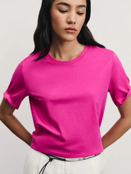 Базовая футболка из хлопка / Zarina