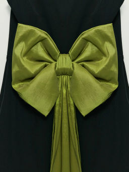 Платье-футляр с бантом на спине / Zarina