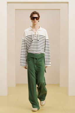STRPPD TSHRT CRDS / Blanco / Marino
