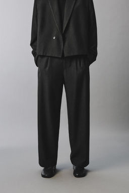 PINSTRIPED SUIT TROUSERS WITH PLEATS - Zara фото 11