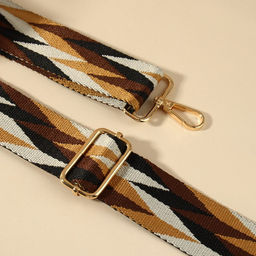 Ручка для сумки «Орнамент косичка», стропа, с карабинами, 139±3×3.8 см, бежевая, белая, чёрная