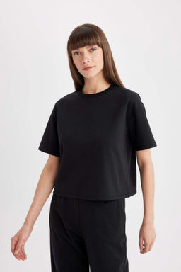 Черная женская базовая футболка с круглым вырезом и короткими рукавами, свободный крой - Defacto фото 4