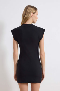 Siyah Duz Bodycon Bisiklet Yaka Kolsuz Buzgulu Mini Esnek Orme Elbise TWOSS26EL00239
