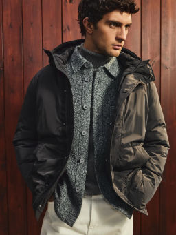 Парка утепленная с капюшоном / Zarina