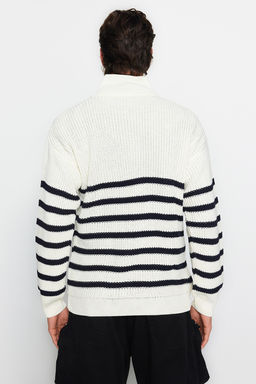 Trendyolmilla Man Lacivert Casual Unisex Regular Fit Fermuarl? Bal?kc? Yaka Tuylenmeyen Triko Kazak TMNAW24KZ00001  фото 5