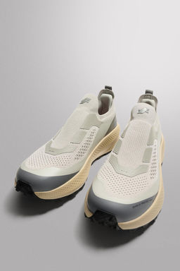 ZAPATILLA DE CORRER SIN CORDONES / Gris - Zara фото 2