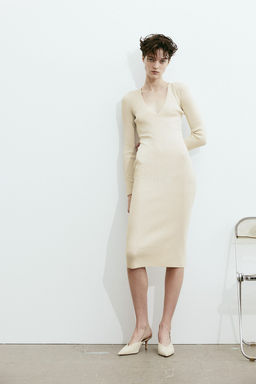 Vestido ajustado en punto de canale