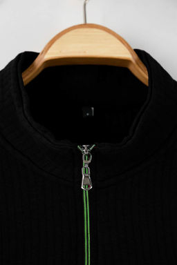 Siyah Regular/Normal Kesim Dokulu Etiket Detayl? Fermuarl? Sweatshirt TMNAW26SW00062 - Trendyolmilla фото 7