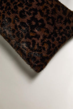 ANIMAL PRINT FAUX FUR CUSHION COVER - Zara фото 2