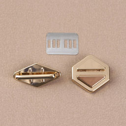 Цена за 5 шт. Застёжка для сумки, 3,1 3,1 см, цвет золотой - Арт узор фото 3