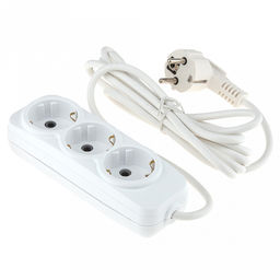 Удлинитель сетевой 3м, 3 гнезда, с заземлением (Россия)