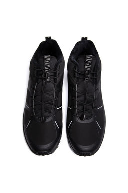 Кроссовки для активного отдыха Черный WILD RUN EVO THINSULATE MID CUT