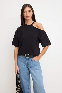 Siyah Duz Oversize Bisiklet Yaka Dusuk Kol K?sa %100 Pamuk Orme T-Shirt TWOSS26TS00204
