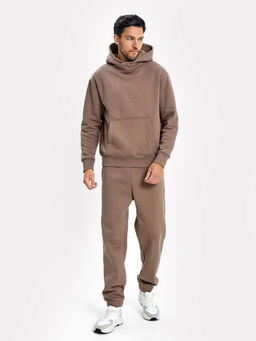 Комплект мужской (анорак, брюки) в бежевом цвете тауп 191019 - Mark formelle фото 3