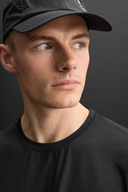 BASIC TRAINING LONG SLEEVE T-SHIRT - Zara фото 14