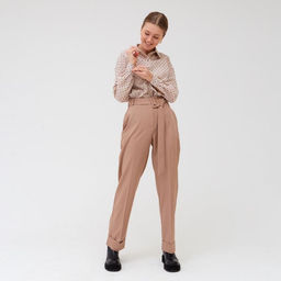 Брюки женские классические MINAKU: Casual Collection, бежевые, размер 42