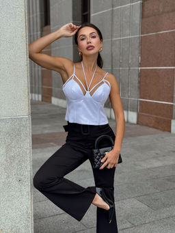 Топ AURA 2205-176 белый