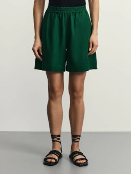 Льняные шорты свободного кроя / Zarina фото 3