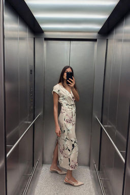 FLORAL PRINT SATIN MIDI DRESS - Zara фото 3