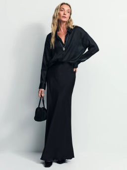 Базовая атласная блузка / Zarina