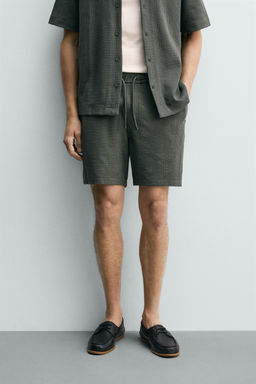 BERMUDA RELAXED FIT ESTRUCTURA / Khaki
