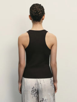 Топ с декоративным элементом / Zarina  фото 6