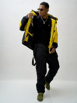 Горнолыжный костюм мужской зимний желтого цвета 372J