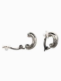 Цена за 2 шт. Клипсы «Узел», цвет чернёное серебро