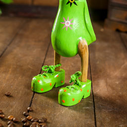 Сувенир «Утка в зеленой одежде с принтом», дерево, 13×9×27 см