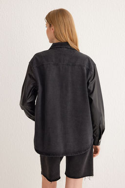 Siyah Kontrast Deri Detayl? Oversize Denim Gomlek Ceket TWOSS25CE00012 - Trendyolmilla фото 5