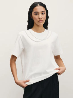 Футболка с декоративными бусами / Zarina