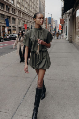 BALLOON MINI DRESS