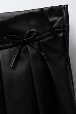 FAUX LEATHER BOX PLEAT SKIRT WITH BOWS - Zara фото 3