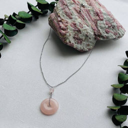 Кулон на цепочке из Розового кварца 50 см +