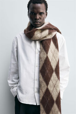 DIAMOND JACQUARD SCARF