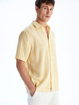 Regular Fit K?sa Kollu ?izgili Erkek Dokulu G?mlek