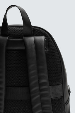 MOCHILA BOLSILLO SOLAPA / Negro - Zara фото 6