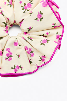 CONTRAST FLORAL MAXI SCRUNCHIE