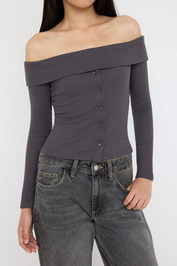 Teen Antrasit Fitted/Vucuda oturan Carmen Yaka Dugmeli Fitilli Esnek Orme Bluz TWOAW26BZ00076