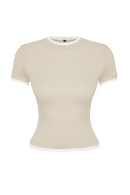 TRENDYOLMILLA Siyah Viskoz/Yumusak Kumasl? Renk Bloklu Vucuda Oturan Esnek Orme T-Shirt TWOSS24TS00063  фото 23