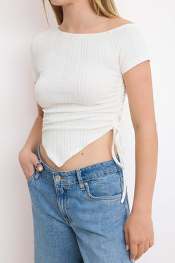 Ekru Fitted/Vucuda Oturan Asimetrik Yaka K?sa Kollu Fitilli Esnek Orme Bluz TWOSS26BZ00616