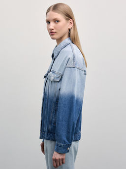 Джинсовая куртка с градиентом / Zarina  фото 4