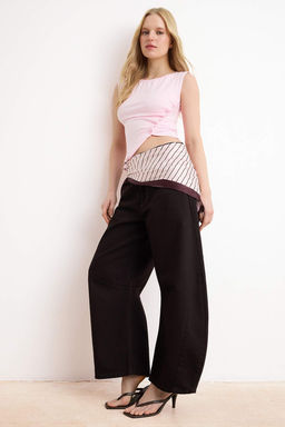 Ac?k Pembe Fitted/Vucuda Oturan Kay?k Yaka Dugmeli Crop Yumusak Orme Bluz TWOSS26BZ00153