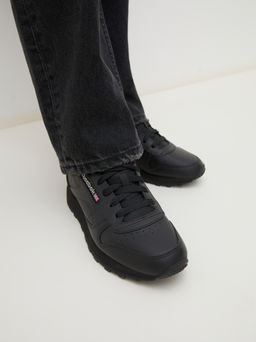 Кроссовки REEBOK CLASSIC LEATHER Артикул 2819455, черный