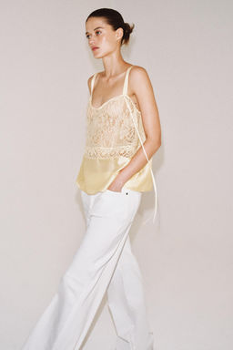 TOP SATINADO ENCAJE ZW COLLECTION / Amarillo claro