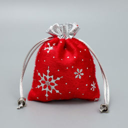 Цена за 5 шт. Мешочек подарочный плюш Чудо, снежикни, тиснение, 10 х 12 см +/- 1.5 см