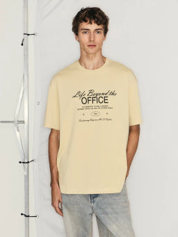 Футболка с принтом на груди / Zarina фото 4